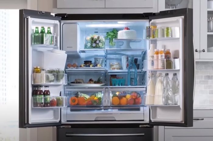 Названы ошибки, из-за которых в холодильнике часто портятся продукты