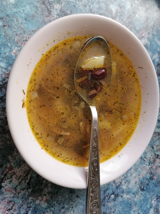 Вкусный суп с красной фасолью