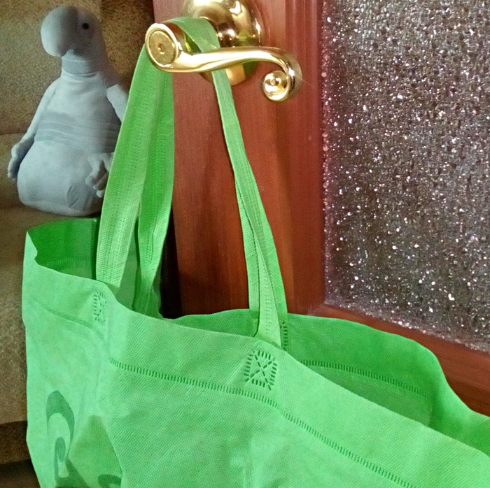 Зеленая эко-сумка для покупок