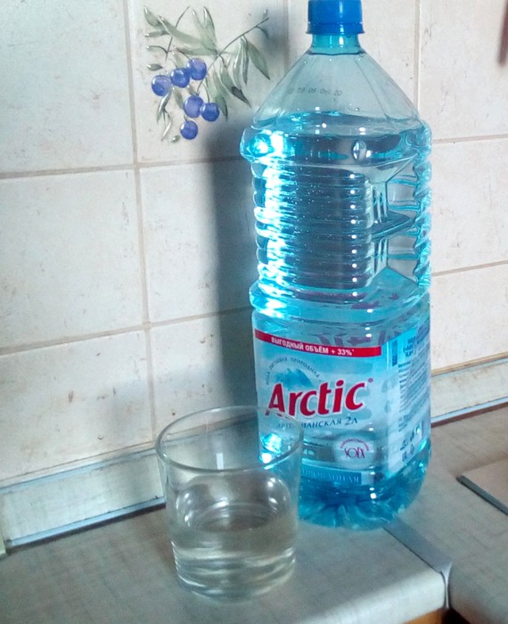 Вода артезианская бутилированная