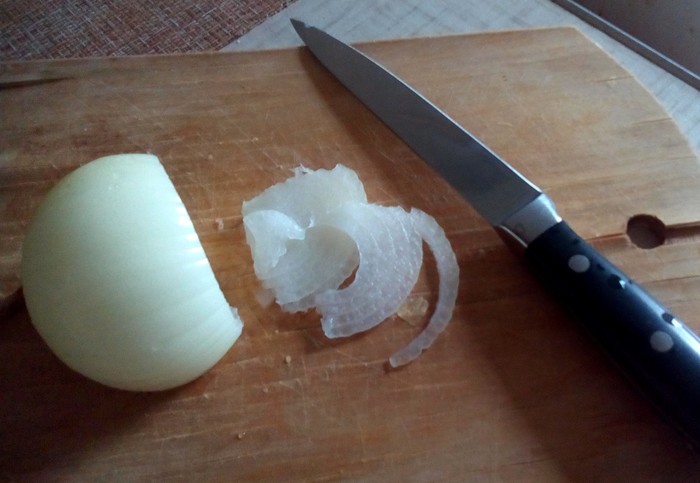 Нарезание луковицы