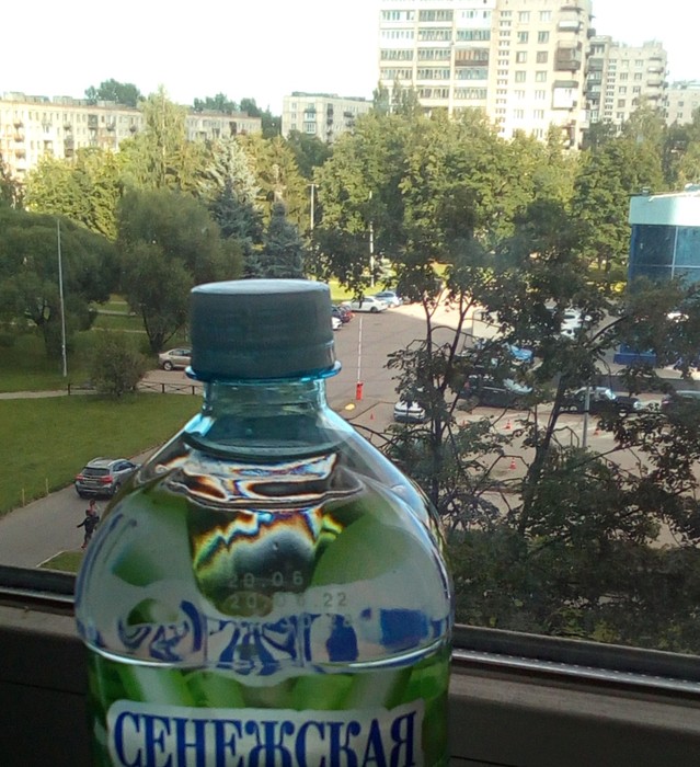Бутылка воды для питья
